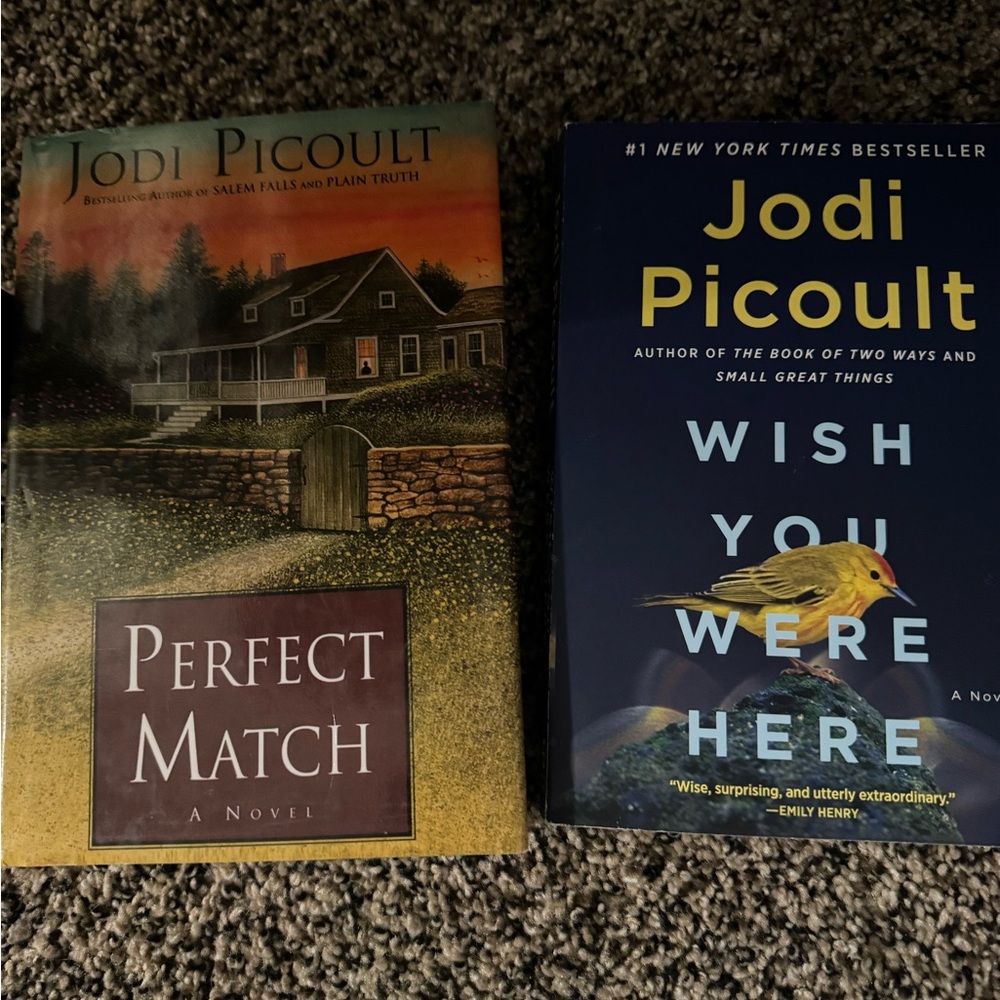 Jodi Picoult Book Set
